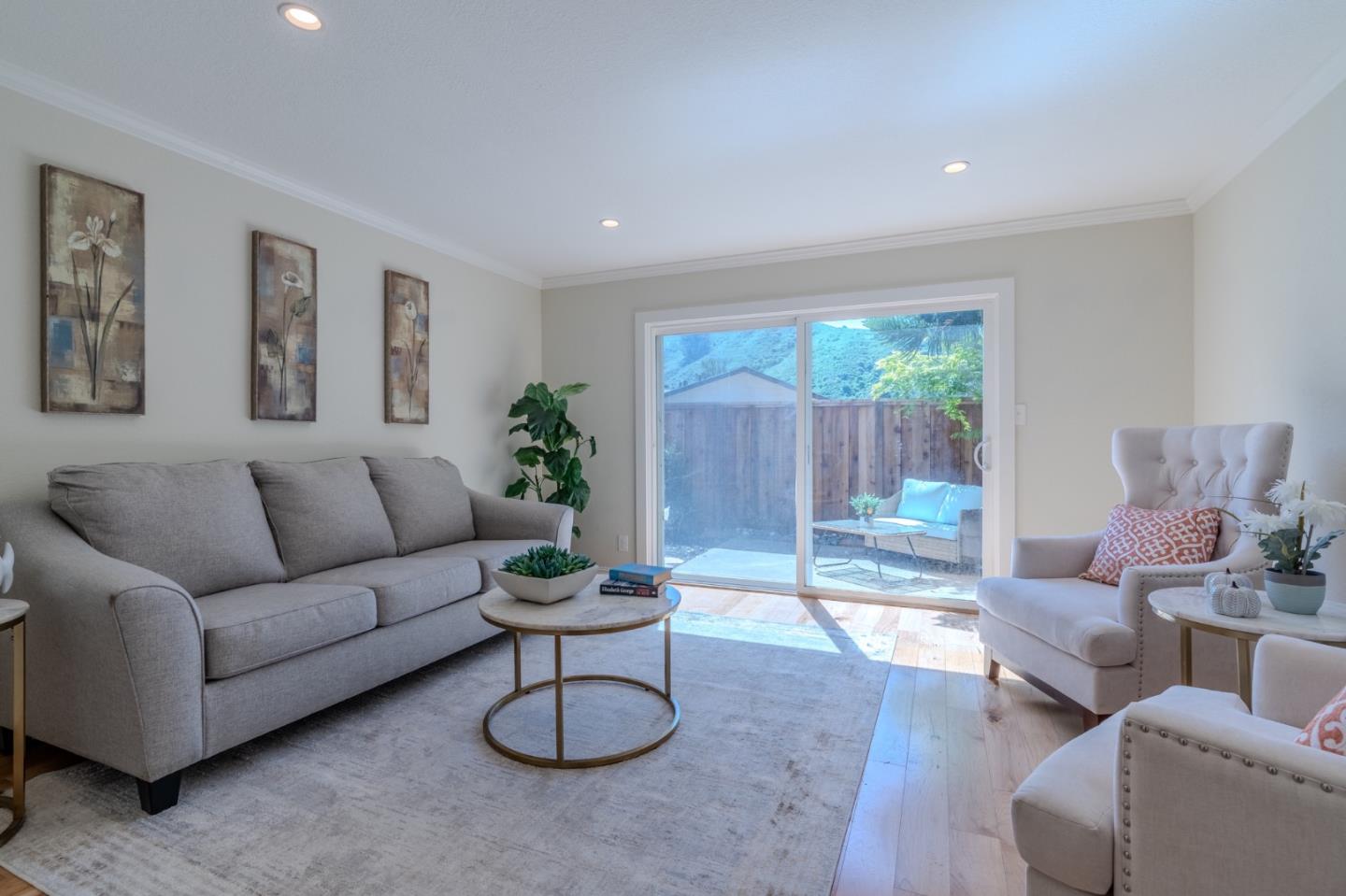 Detail Gallery Image 13 of 28 For 1041 Oddstad Blvd, Pacifica,  CA 94044 - 2 Beds | 1/1 Baths