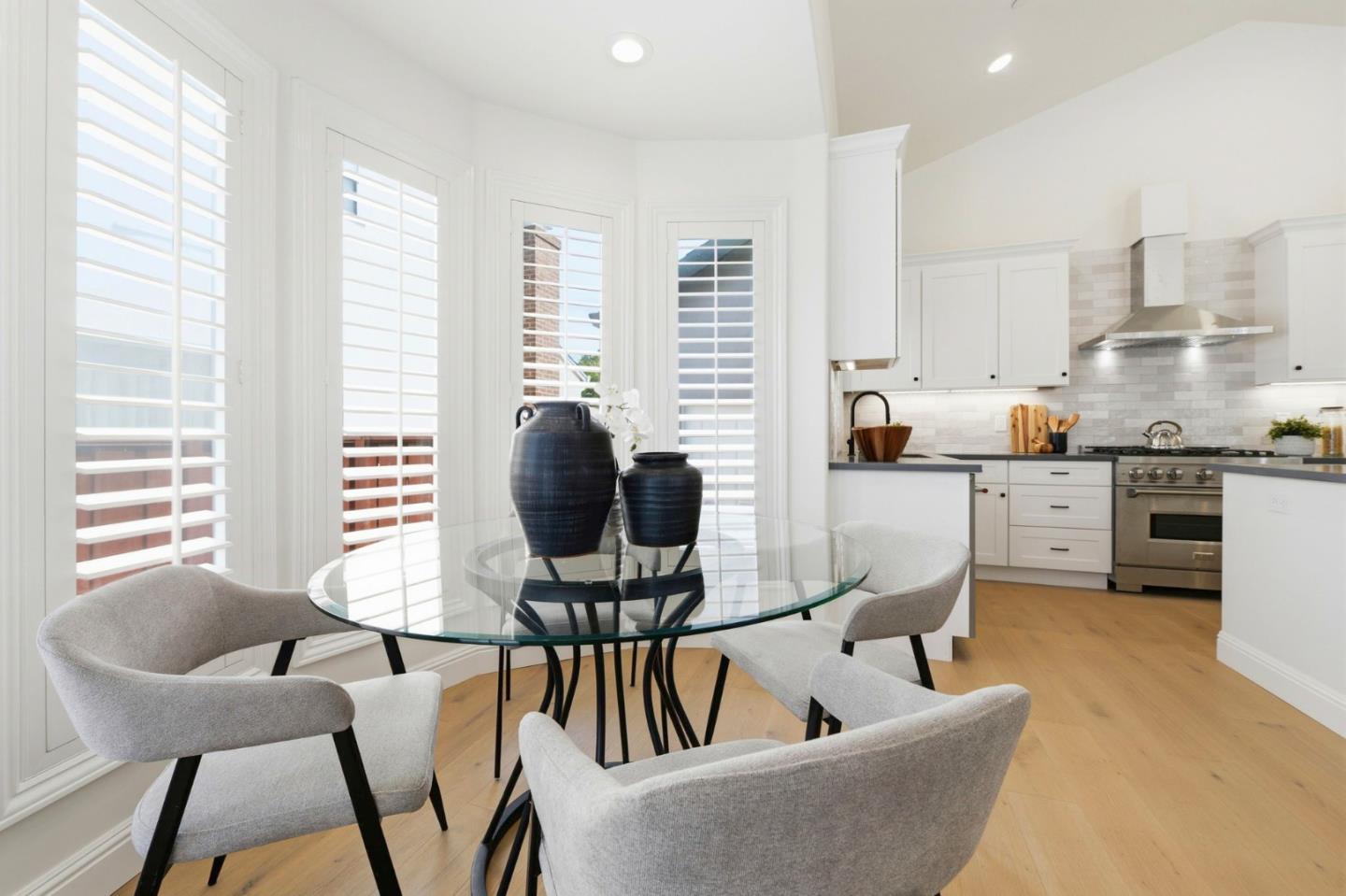 Detail Gallery Image 10 of 37 For 142 30th Ave, San Mateo,  CA 94403 - 3 Beds | 2/1 Baths