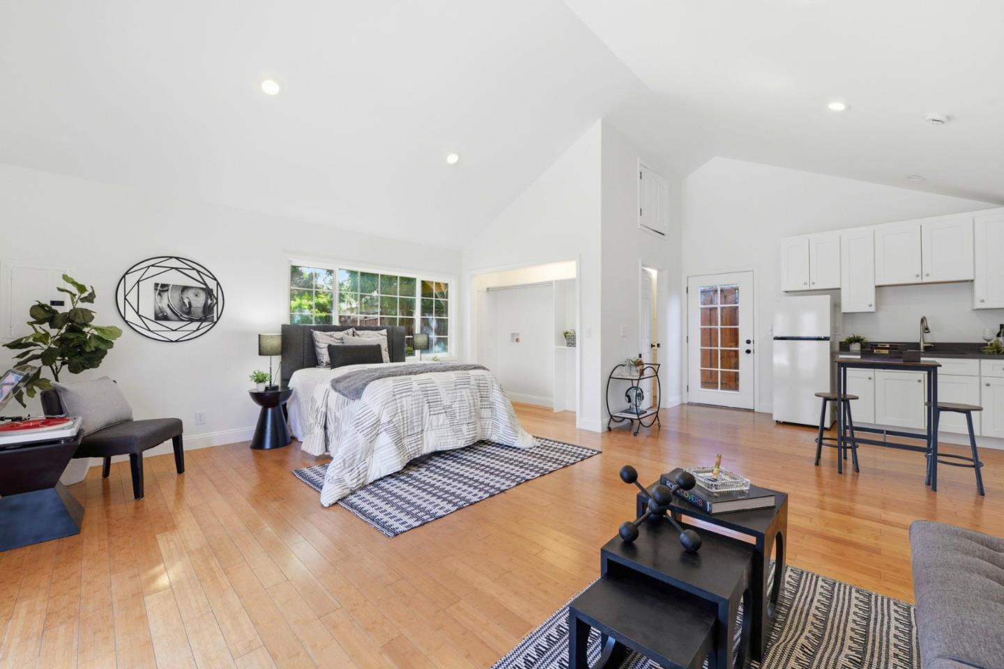 Detail Gallery Image 21 of 37 For 142 30th Ave, San Mateo,  CA 94403 - 3 Beds | 2/1 Baths