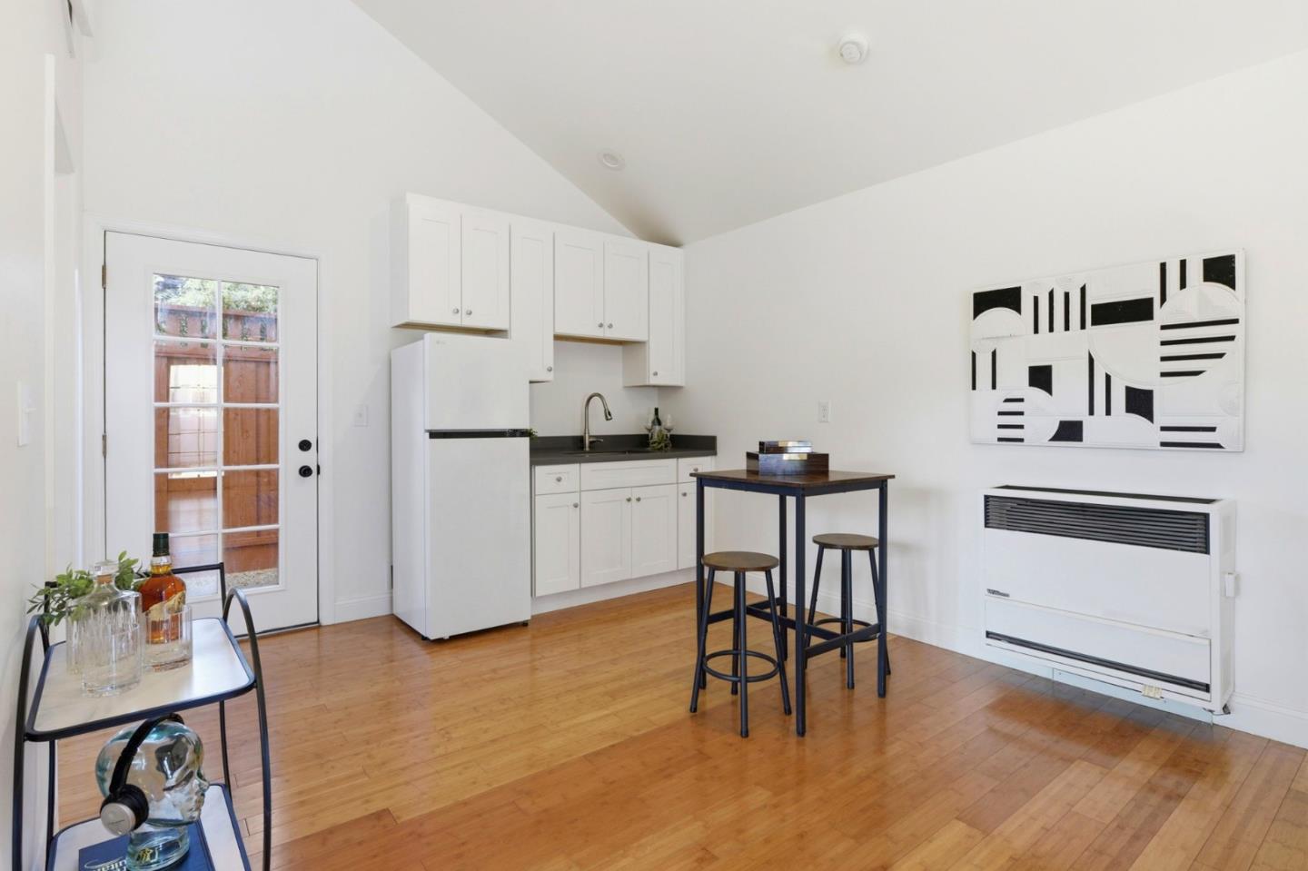 Detail Gallery Image 26 of 37 For 142 30th Ave, San Mateo,  CA 94403 - 3 Beds | 2/1 Baths