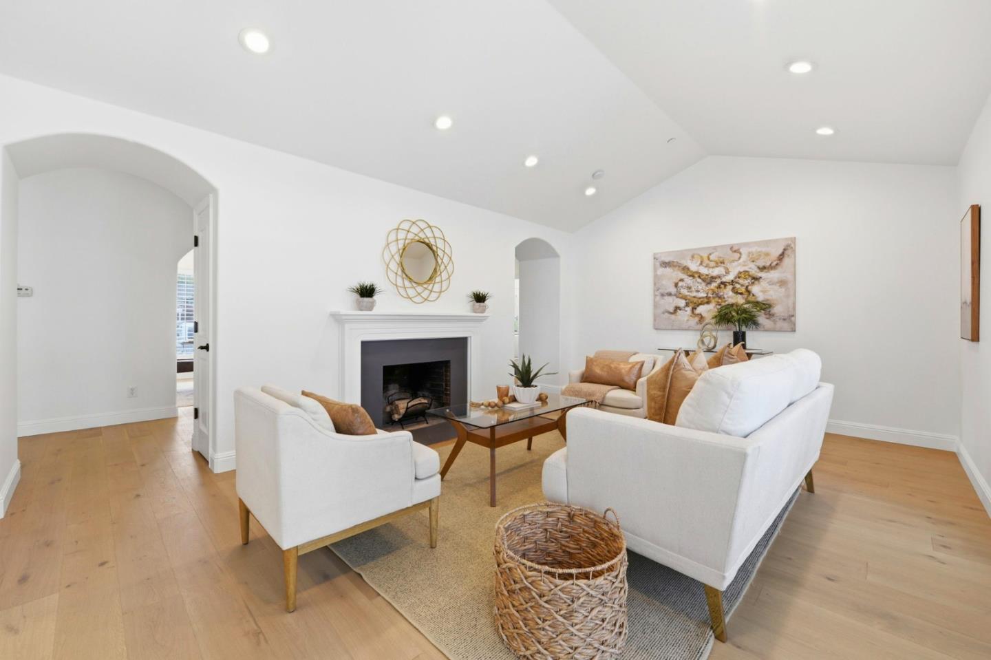 Detail Gallery Image 3 of 37 For 142 30th Ave, San Mateo,  CA 94403 - 3 Beds | 2/1 Baths