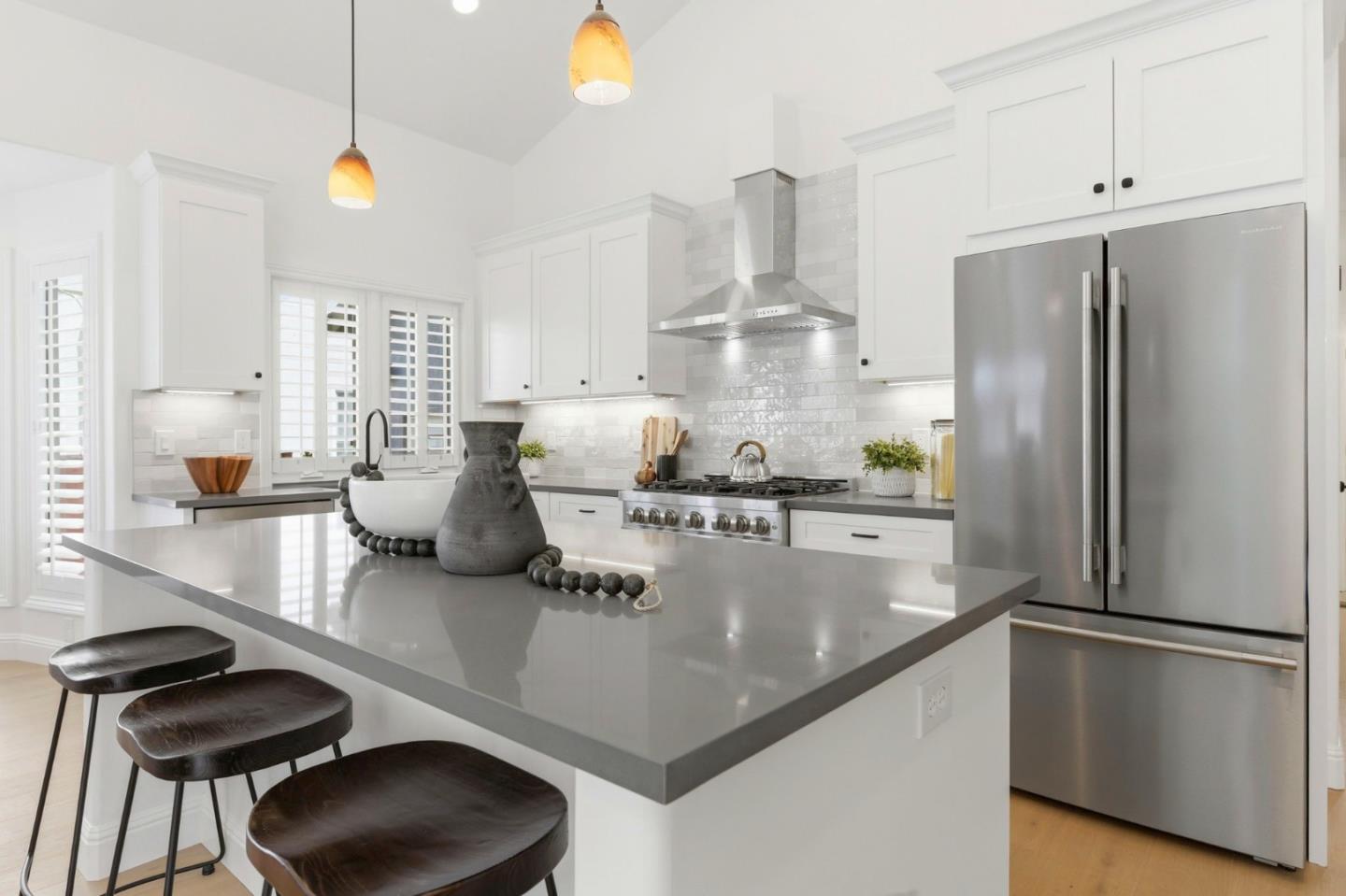 Detail Gallery Image 8 of 37 For 142 30th Ave, San Mateo,  CA 94403 - 3 Beds | 2/1 Baths