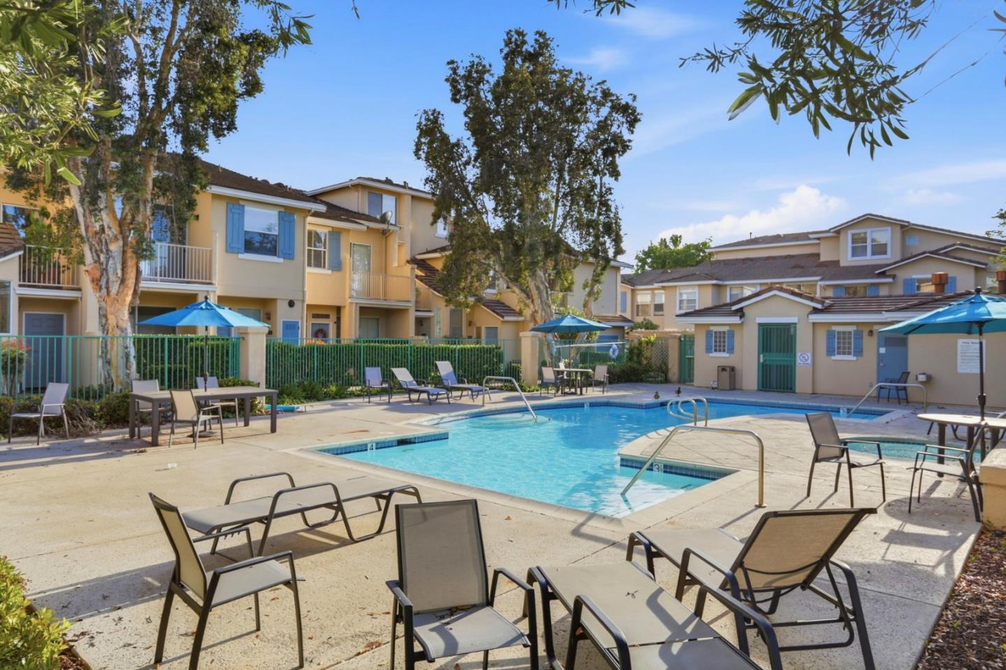 Photo #4: ML82043408 Listing: Photo #4