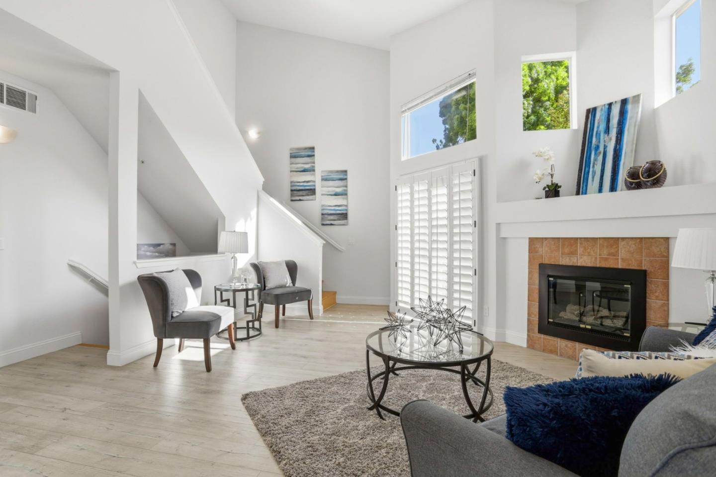 Photo #8: ML82043408 Listing: Photo #8