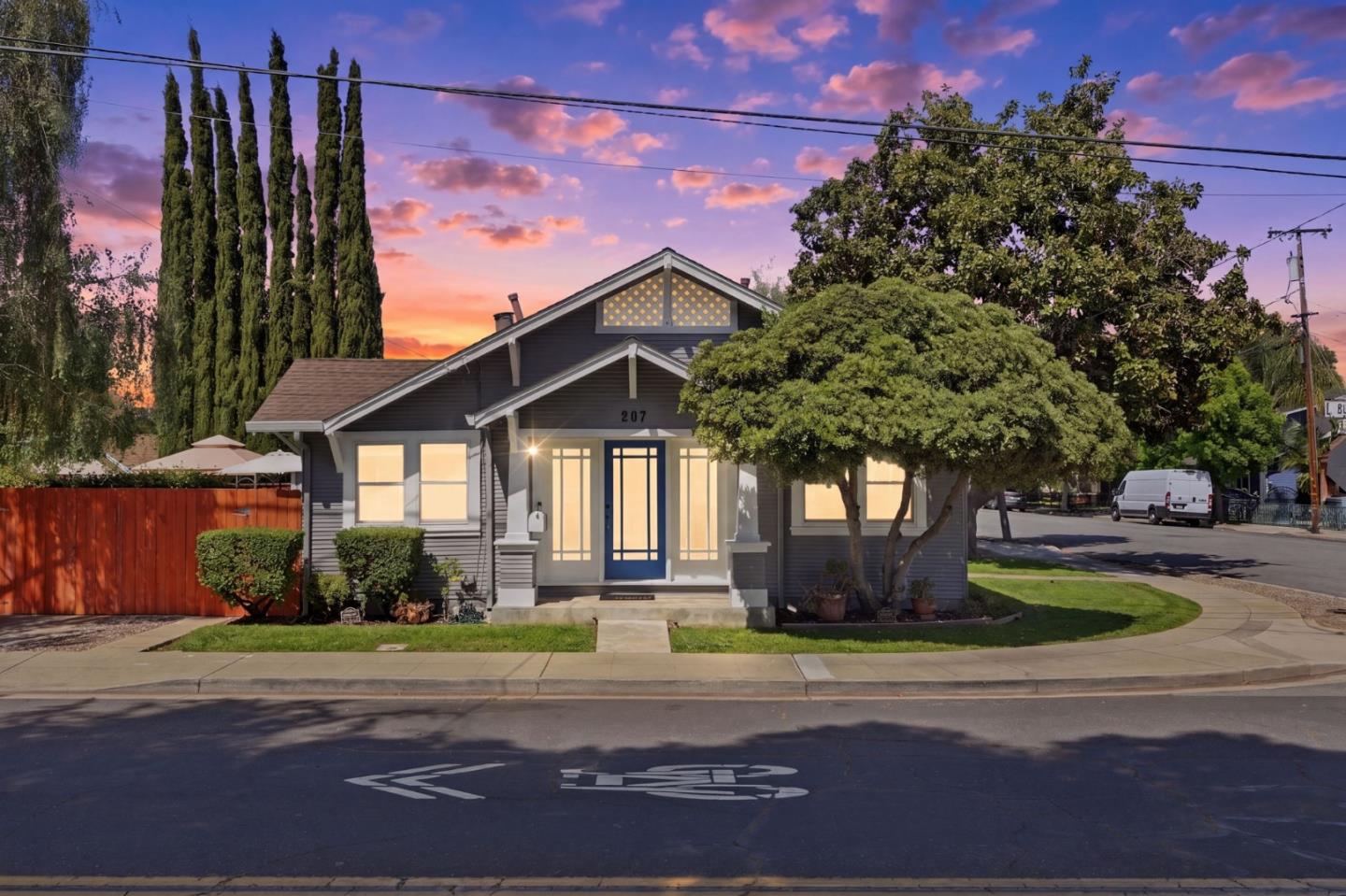 Detail Gallery Image 6 of 61 For 207 E Rincon Ave, Campbell,  CA 95008 - – Beds | – Baths