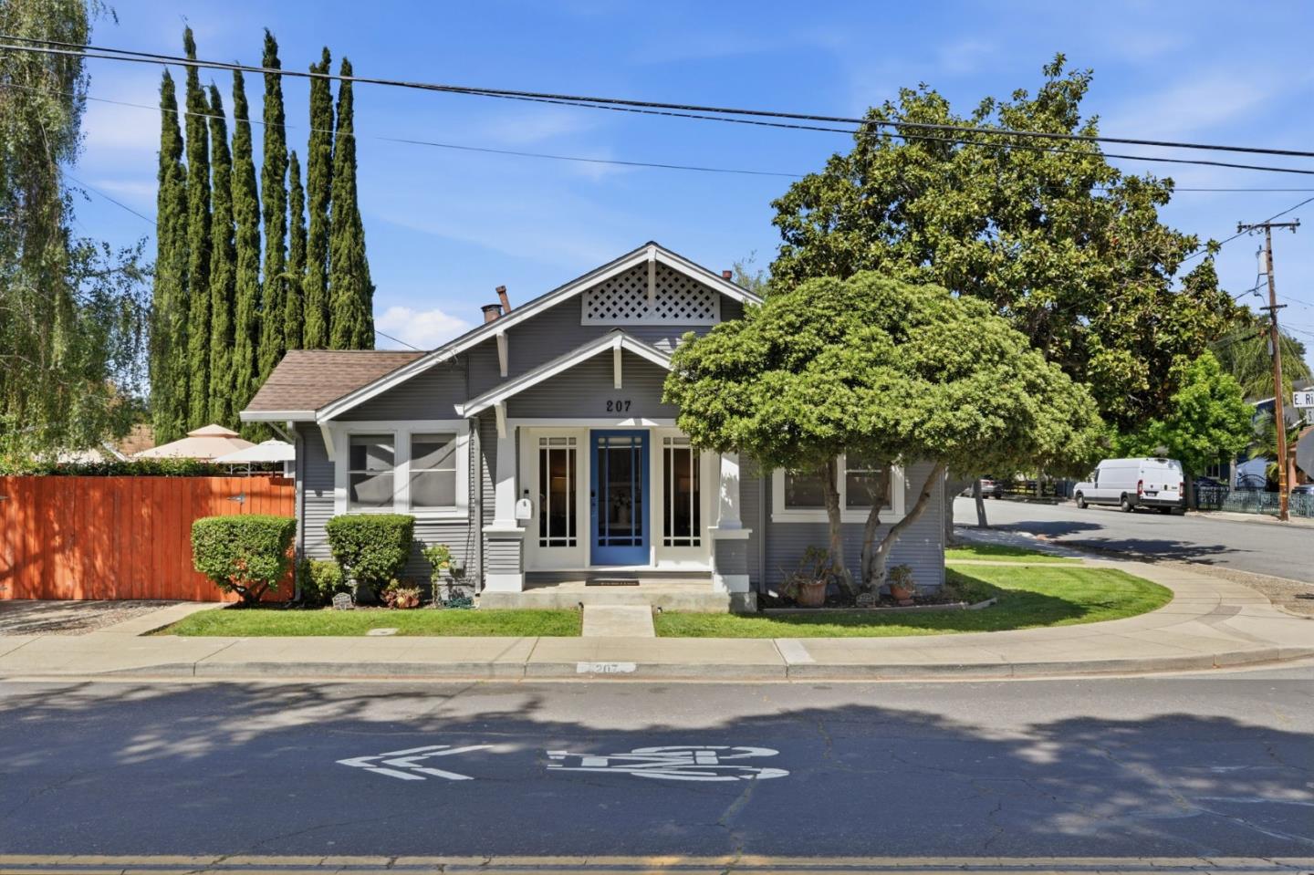 Detail Gallery Image 7 of 61 For 207 E Rincon Ave, Campbell,  CA 95008 - – Beds | – Baths