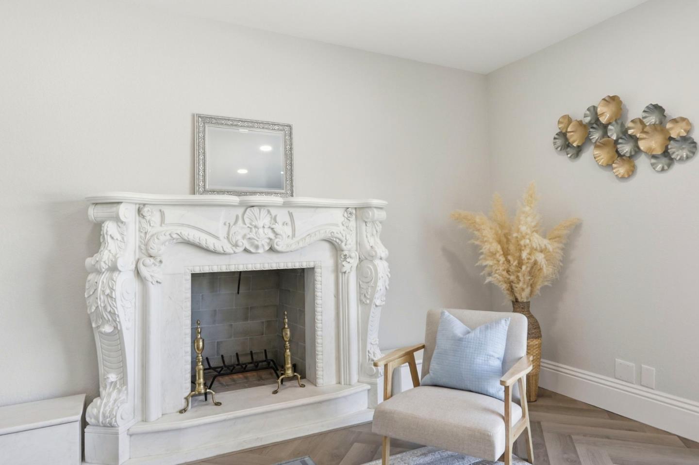 Detail Gallery Image 5 of 37 For 929 Cape Morris Pl, San Jose,  CA 95133 - 5 Beds | 3 Baths