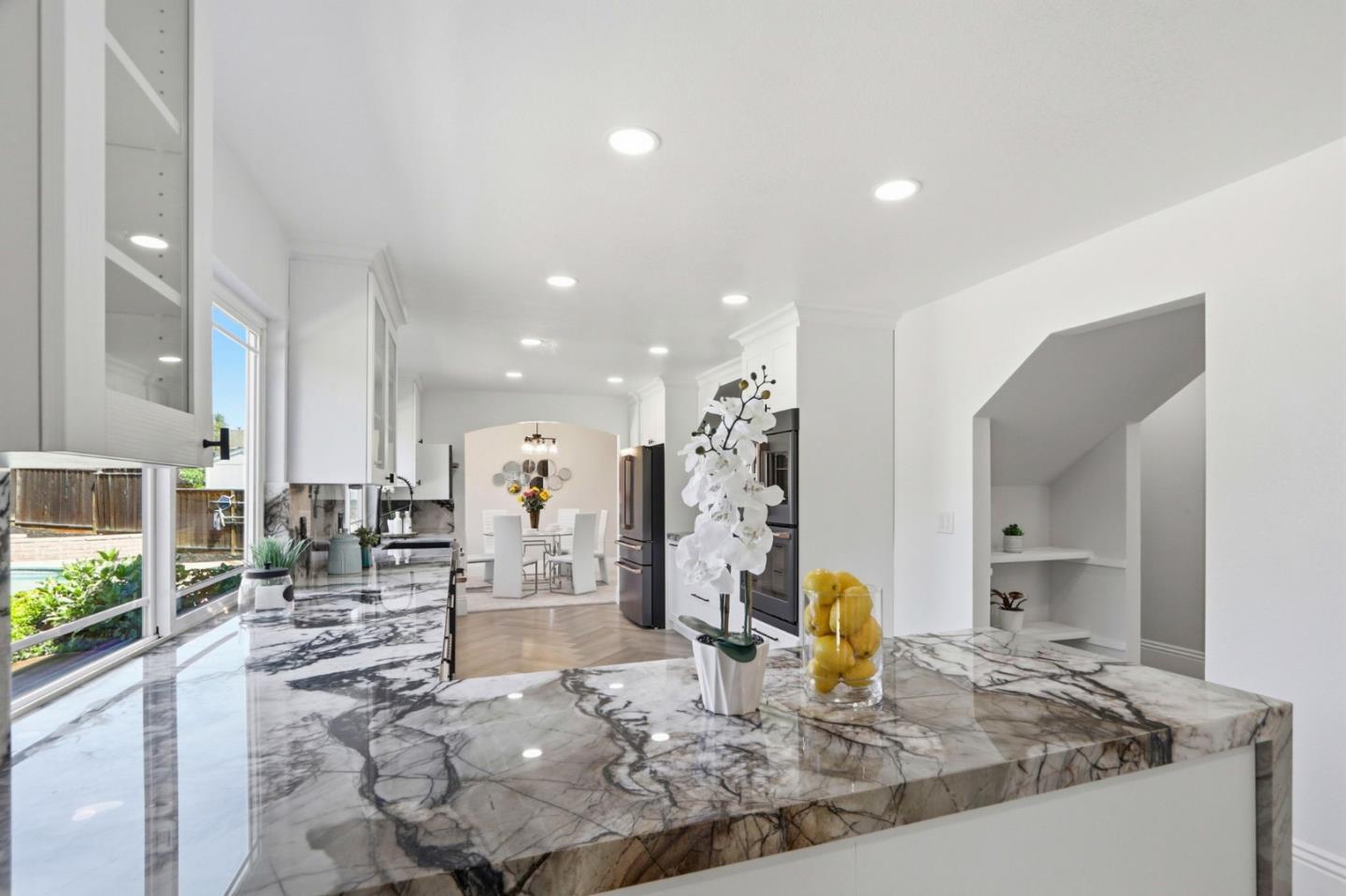 Detail Gallery Image 7 of 37 For 929 Cape Morris Pl, San Jose,  CA 95133 - 5 Beds | 3 Baths