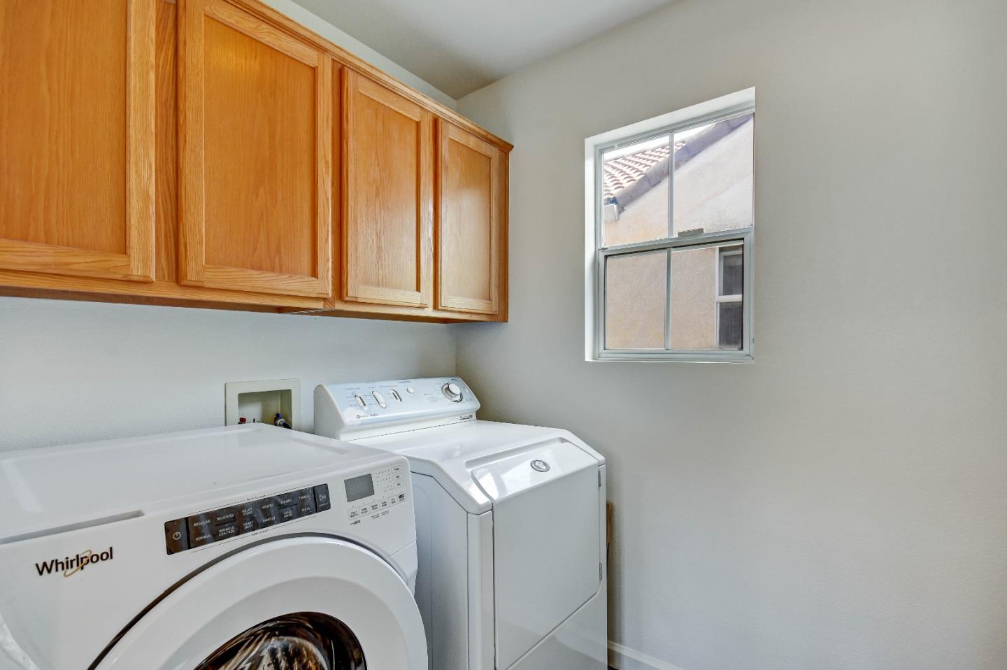 Detail Gallery Image 31 of 38 For 2287 Woodset Dr, San Jose,  CA 95116 - 3 Beds | 2/1 Baths