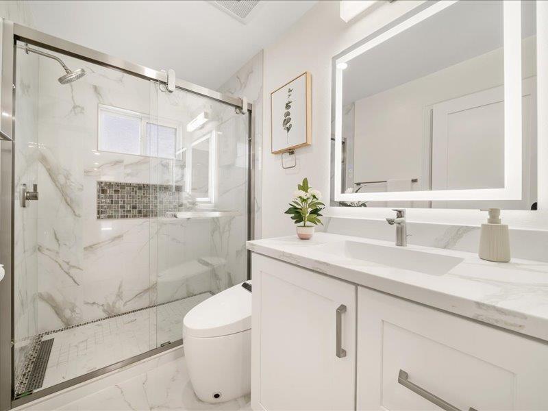 Detail Gallery Image 22 of 57 For 1371 Lassen Ave, Milpitas,  CA 95035 - 5 Beds | 2/1 Baths