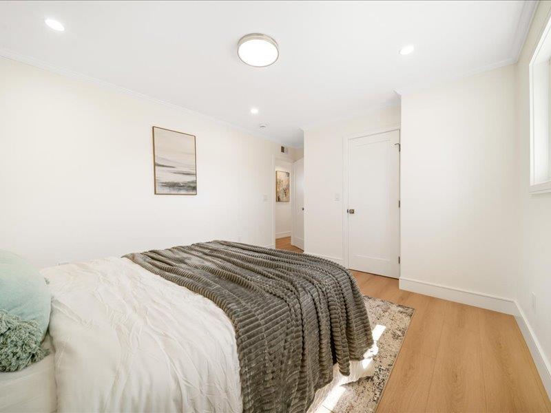 Detail Gallery Image 27 of 57 For 1371 Lassen Ave, Milpitas,  CA 95035 - 5 Beds | 2/1 Baths