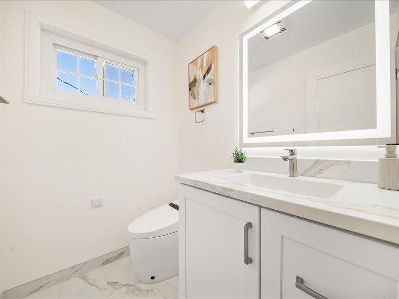 Detail Gallery Image 29 of 57 For 1371 Lassen Ave, Milpitas,  CA 95035 - 5 Beds | 2/1 Baths