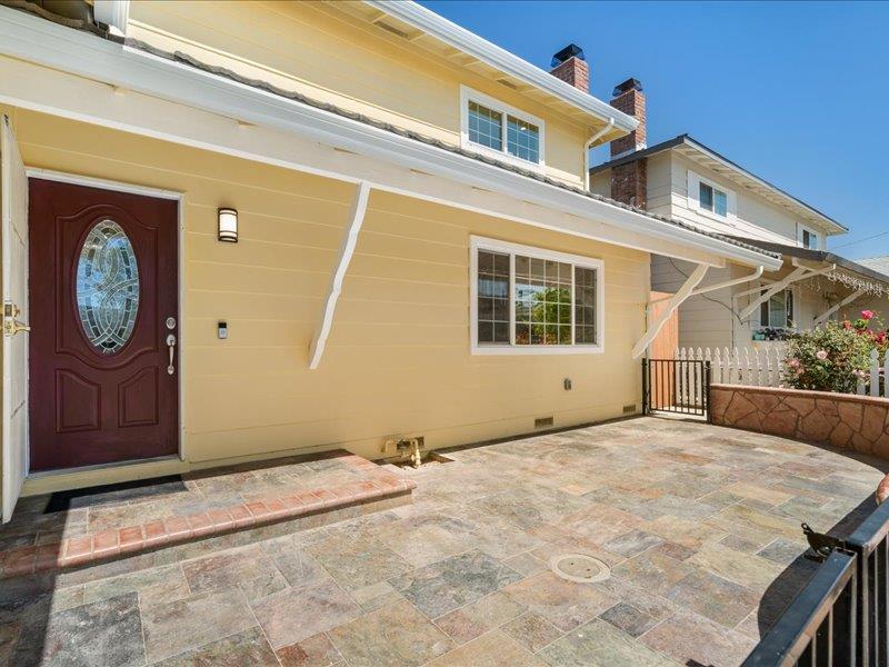 Detail Gallery Image 3 of 57 For 1371 Lassen Ave, Milpitas,  CA 95035 - 5 Beds | 2/1 Baths