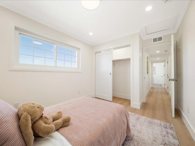 Detail Gallery Image 31 of 57 For 1371 Lassen Ave, Milpitas,  CA 95035 - 5 Beds | 2/1 Baths