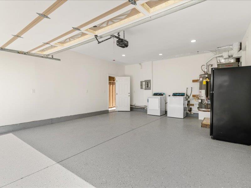 Detail Gallery Image 37 of 57 For 1371 Lassen Ave, Milpitas,  CA 95035 - 5 Beds | 2/1 Baths