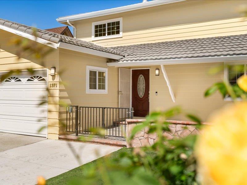 Detail Gallery Image 6 of 57 For 1371 Lassen Ave, Milpitas,  CA 95035 - 5 Beds | 2/1 Baths