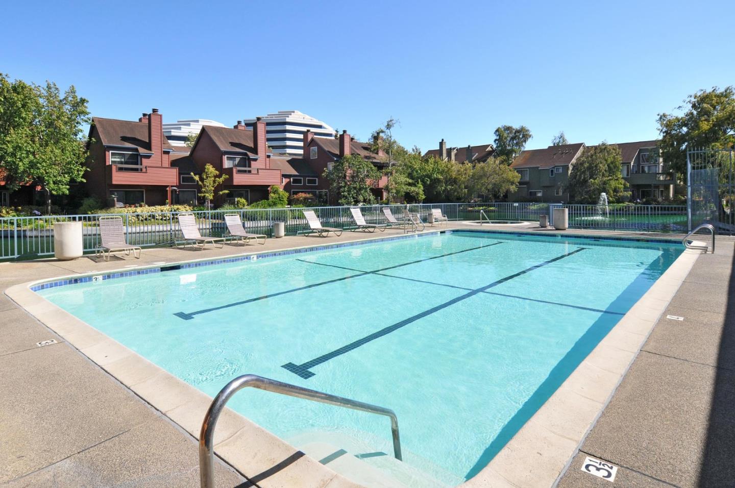 Detail Gallery Image 18 of 18 For 1135 Shoreline Dr, San Mateo,  CA 94404 - 2 Beds | 2 Baths