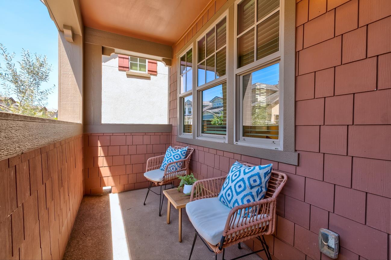 Detail Gallery Image 24 of 30 For 3702 Pyramid Way, Mountain View,  CA 94043 - 4 Beds | 4 Baths