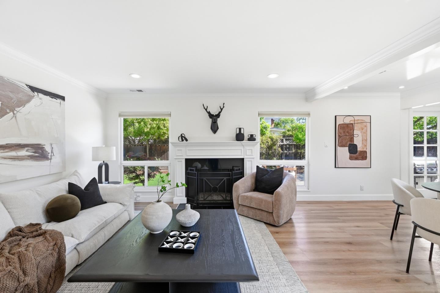 Detail Gallery Image 31 of 104 For 1033 Yorktown Dr, Sunnyvale,  CA 94087 - 4 Beds | 2 Baths