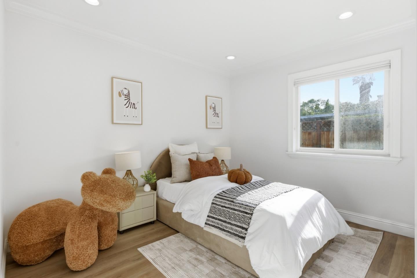 Detail Gallery Image 42 of 104 For 1033 Yorktown Dr, Sunnyvale,  CA 94087 - 4 Beds | 2 Baths