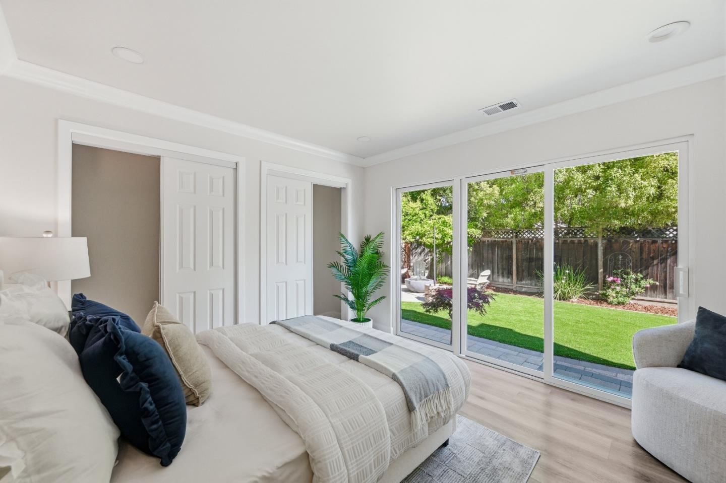 Detail Gallery Image 55 of 104 For 1033 Yorktown Dr, Sunnyvale,  CA 94087 - 4 Beds | 2 Baths