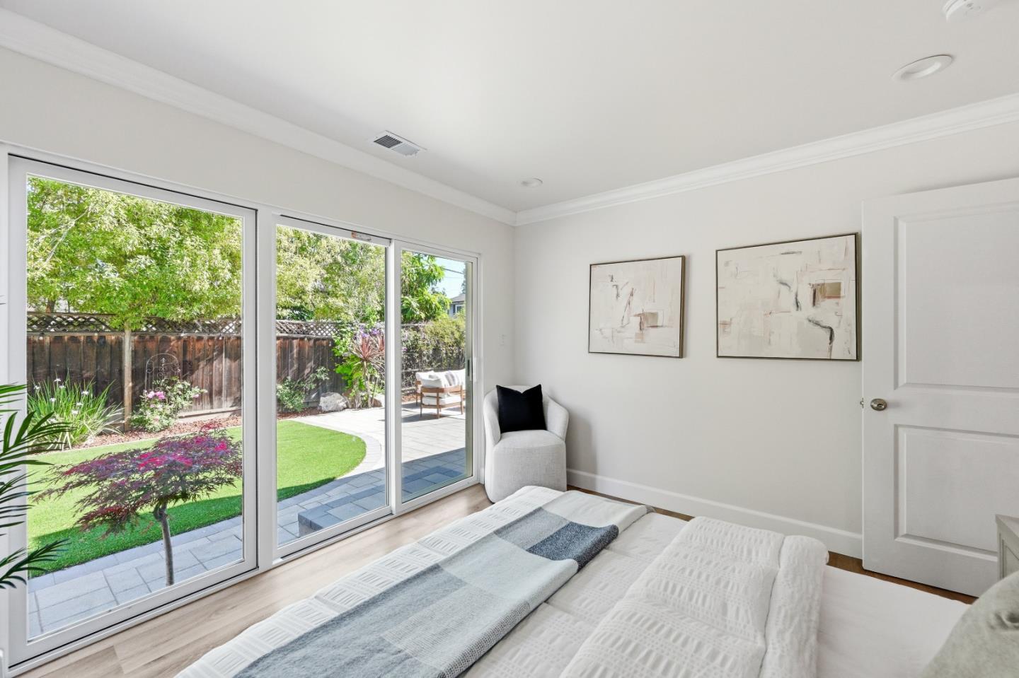 Detail Gallery Image 60 of 104 For 1033 Yorktown Dr, Sunnyvale,  CA 94087 - 4 Beds | 2 Baths