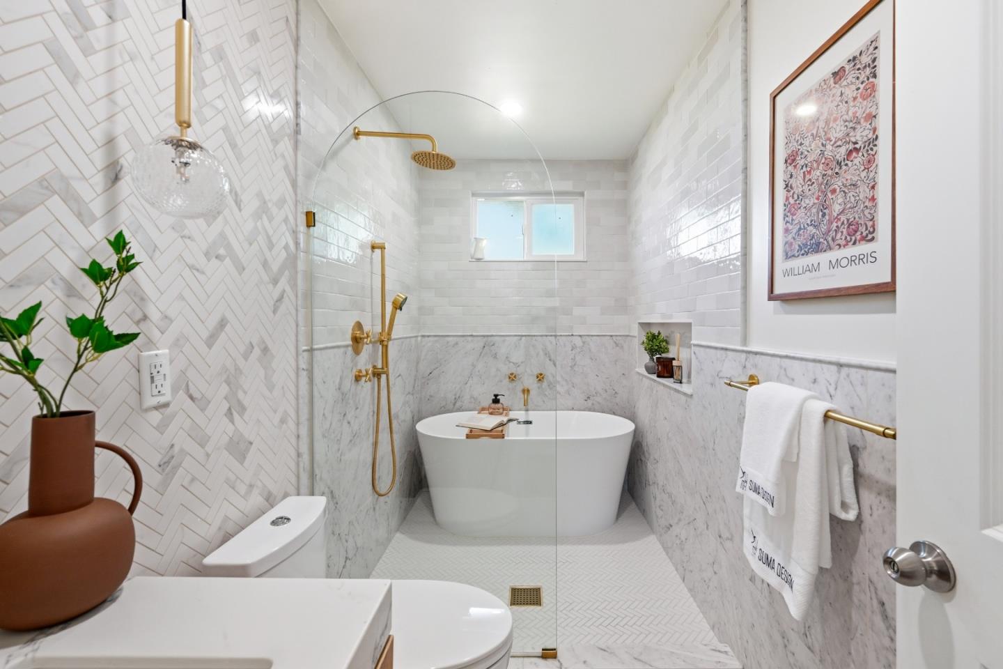 Detail Gallery Image 62 of 104 For 1033 Yorktown Dr, Sunnyvale,  CA 94087 - 4 Beds | 2 Baths