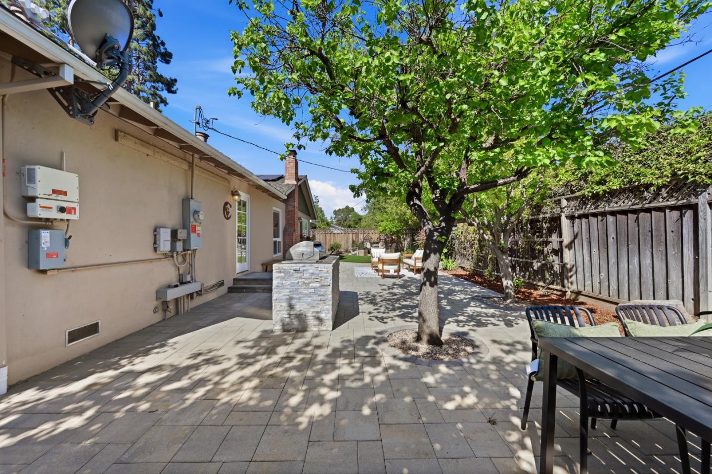 Detail Gallery Image 69 of 104 For 1033 Yorktown Dr, Sunnyvale,  CA 94087 - 4 Beds | 2 Baths