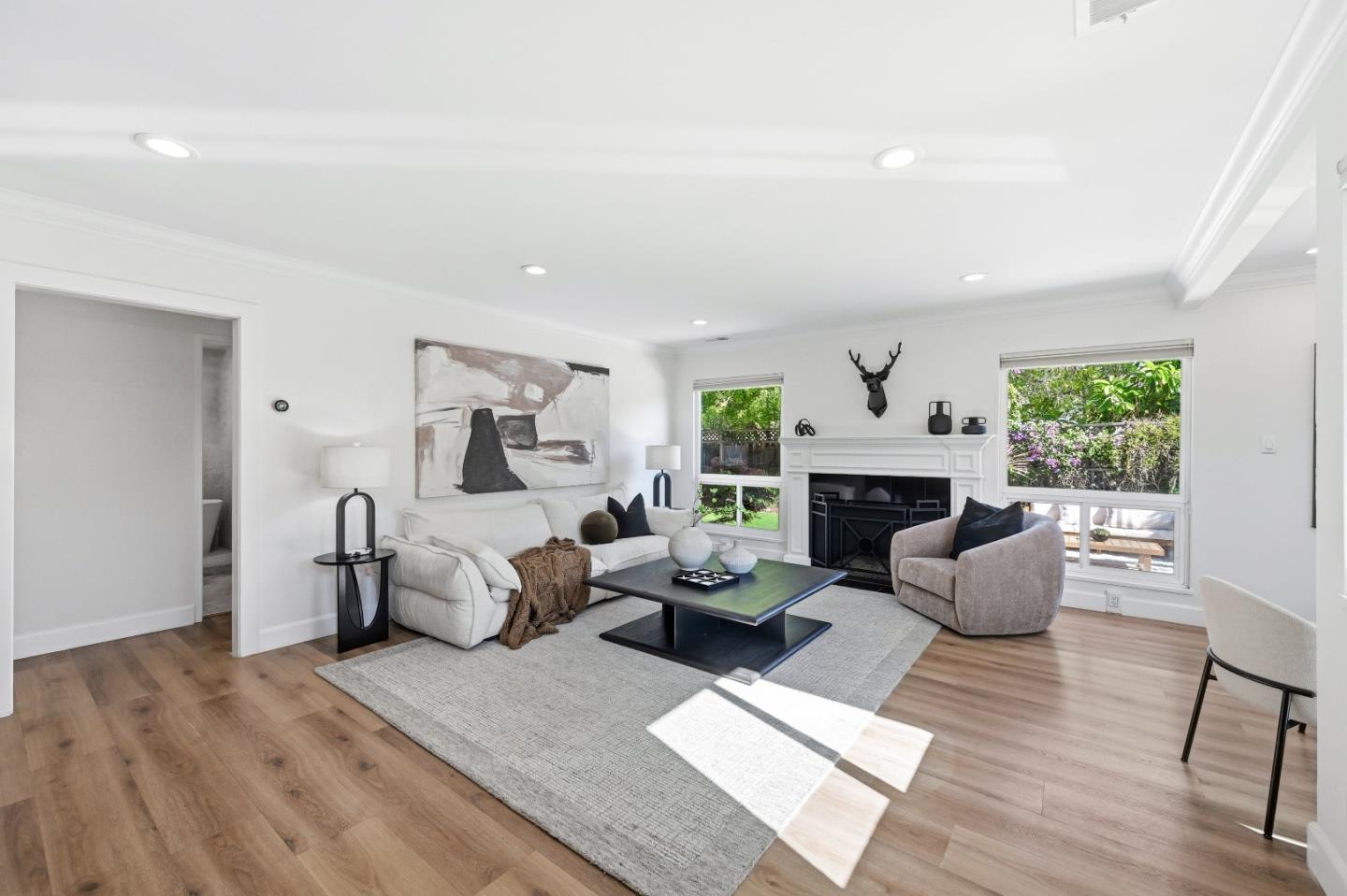 Detail Gallery Image 7 of 104 For 1033 Yorktown Dr, Sunnyvale,  CA 94087 - 4 Beds | 2 Baths