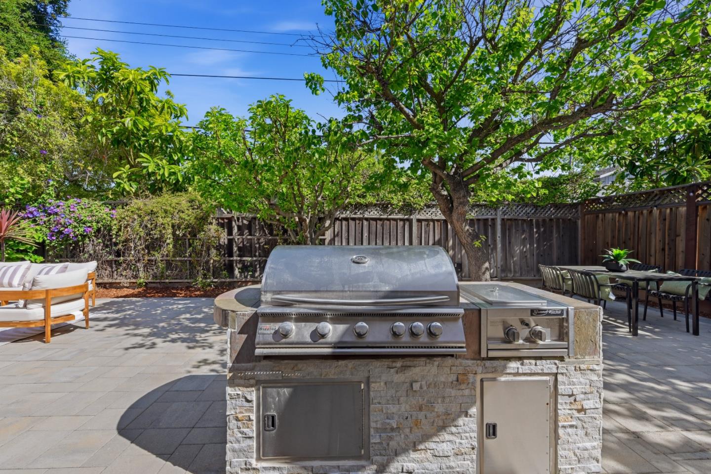 Detail Gallery Image 73 of 104 For 1033 Yorktown Dr, Sunnyvale,  CA 94087 - 4 Beds | 2 Baths