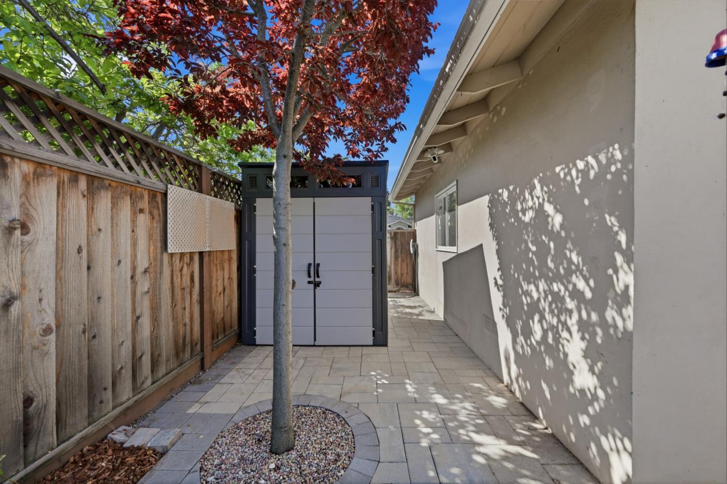 Detail Gallery Image 87 of 104 For 1033 Yorktown Dr, Sunnyvale,  CA 94087 - 4 Beds | 2 Baths