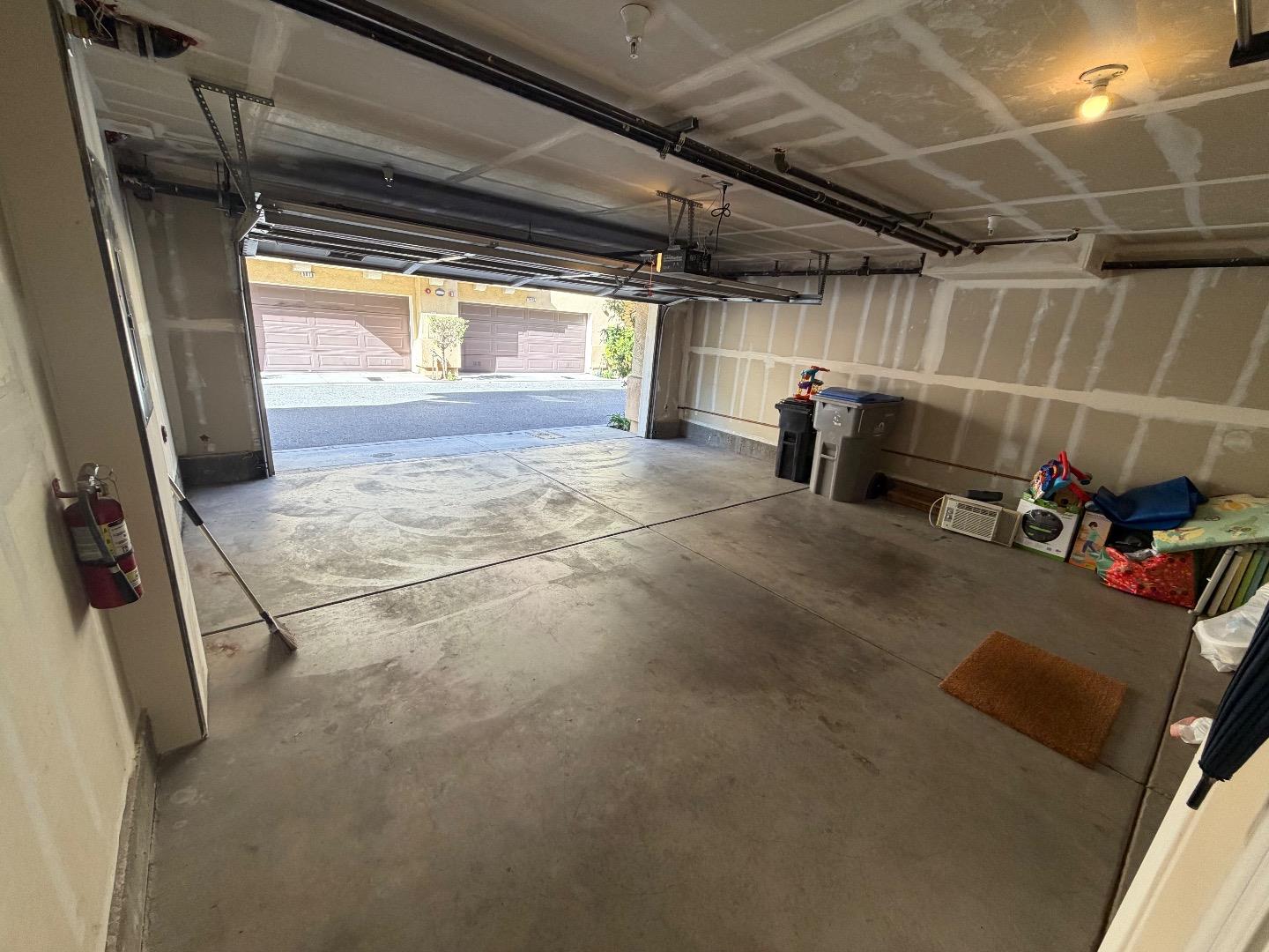 Detail Gallery Image 10 of 10 For 5080 Ruffino Ter, San Jose,  CA 95129 - 3 Beds | 2/1 Baths