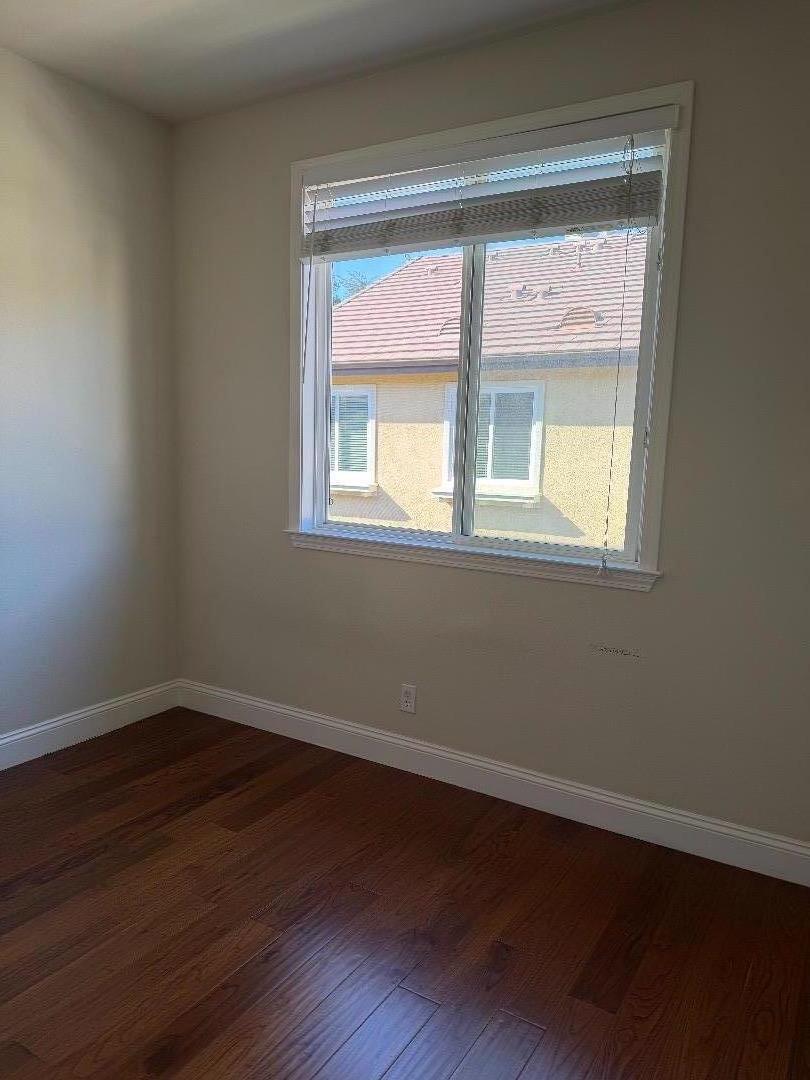 Detail Gallery Image 6 of 10 For 5080 Ruffino Ter, San Jose,  CA 95129 - 3 Beds | 2/1 Baths