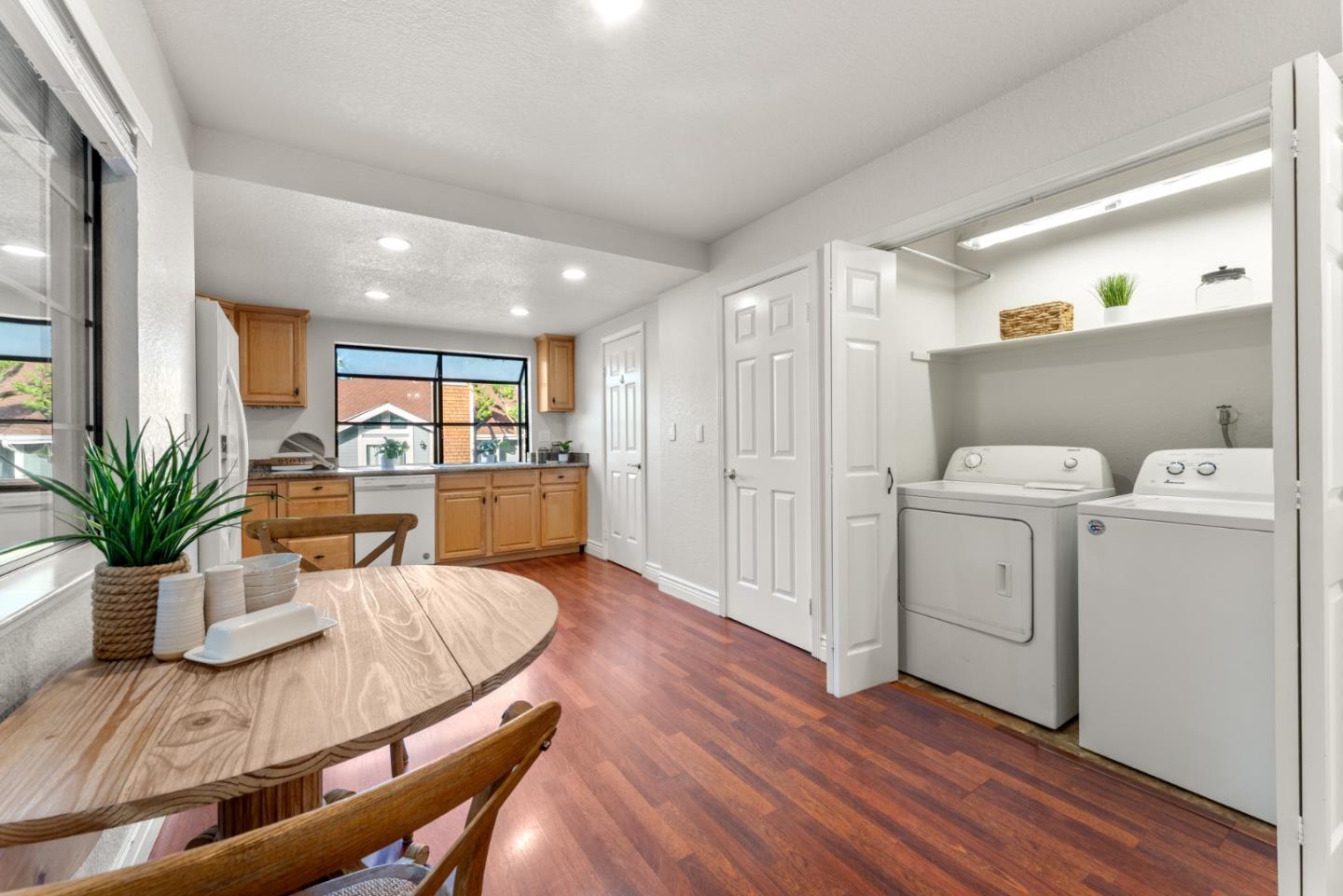 Detail Gallery Image 10 of 33 For 18047 Hillwood Ln, Morgan Hill,  CA 95037 - 2 Beds | 2/1 Baths