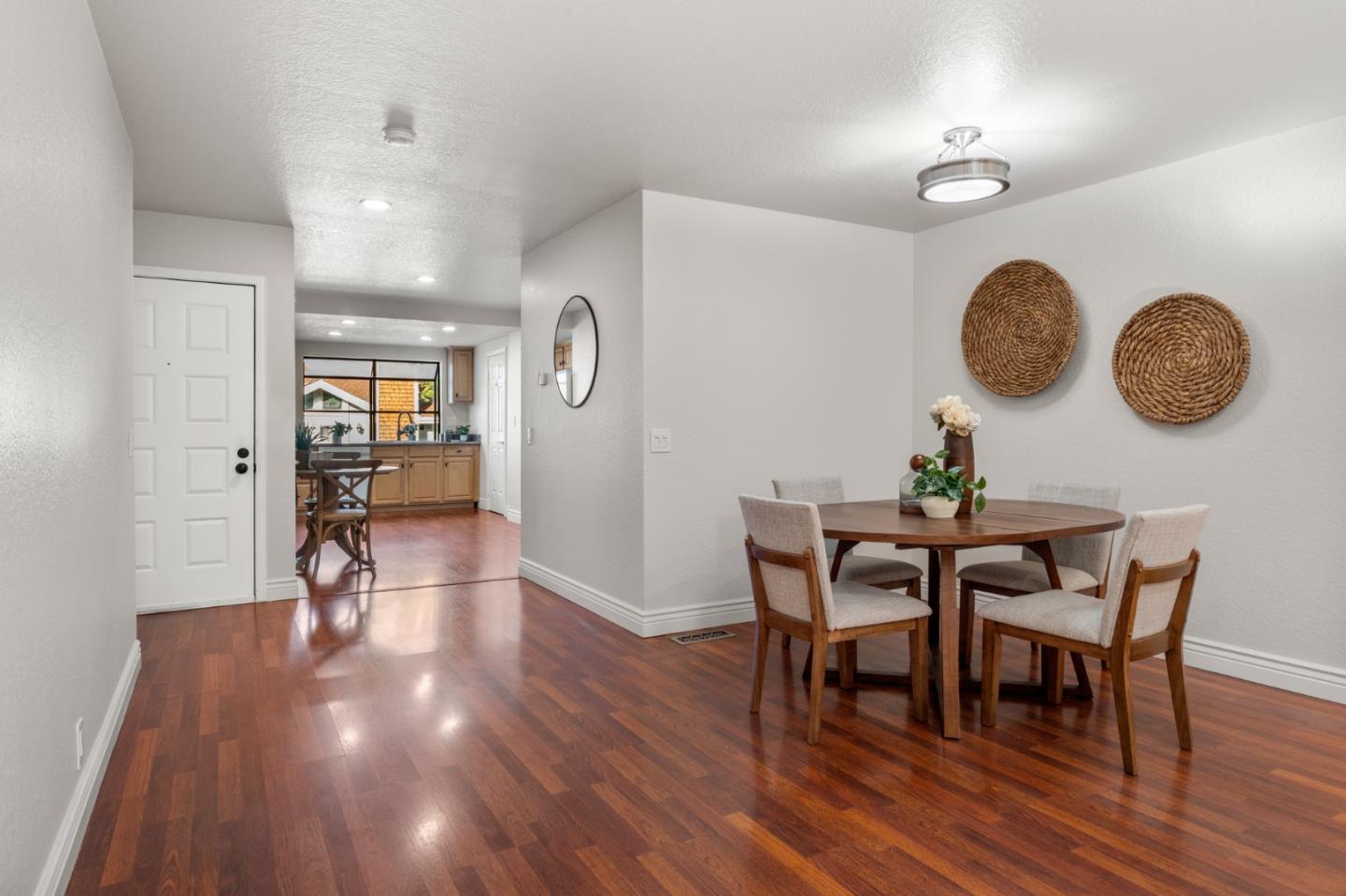 Detail Gallery Image 16 of 33 For 18047 Hillwood Ln, Morgan Hill,  CA 95037 - 2 Beds | 2/1 Baths