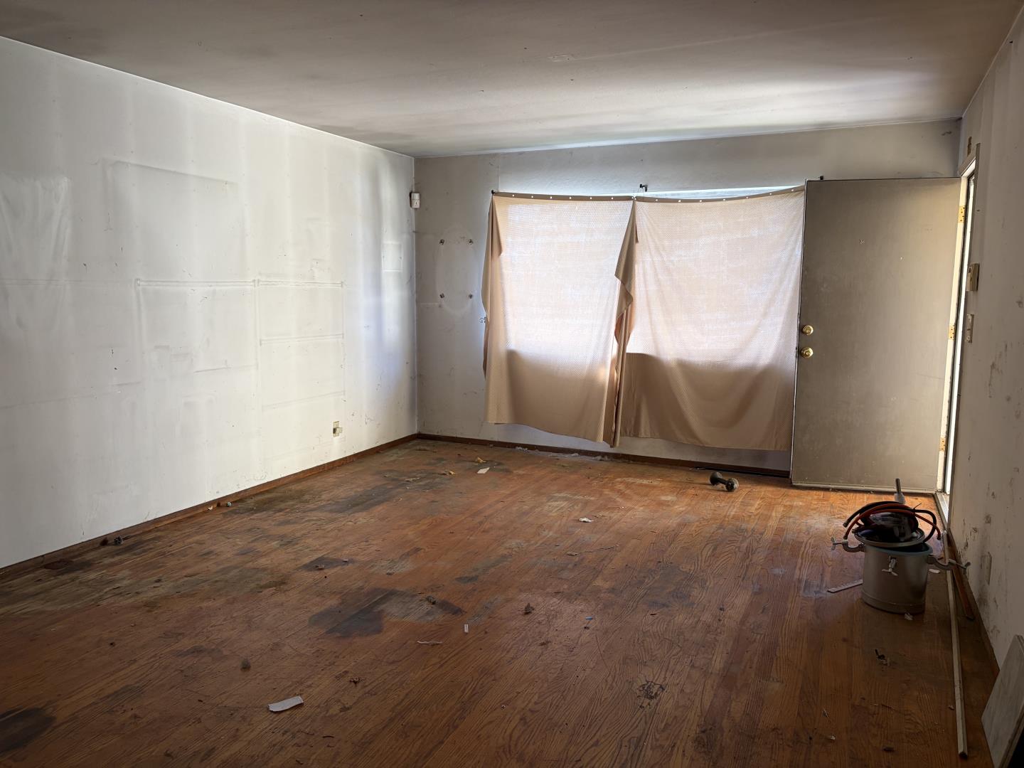 Detail Gallery Image 3 of 29 For 606 Vesper Ave, Fremont,  CA 94539 - 3 Beds | 2 Baths