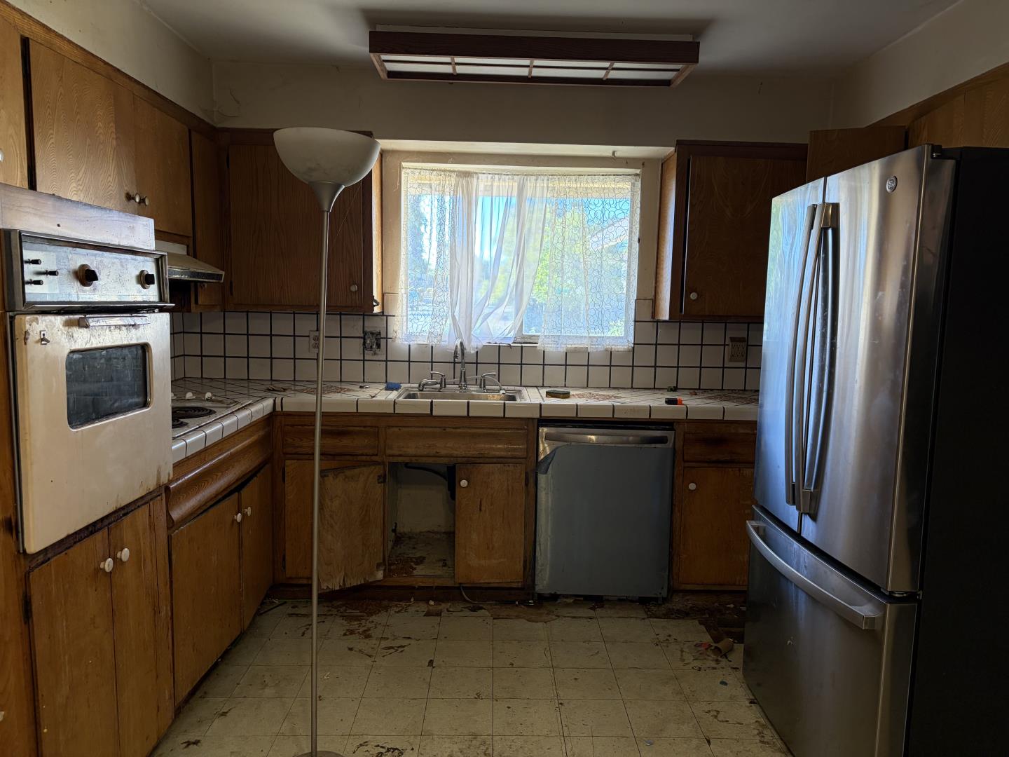 Detail Gallery Image 5 of 29 For 606 Vesper Ave, Fremont,  CA 94539 - 3 Beds | 2 Baths