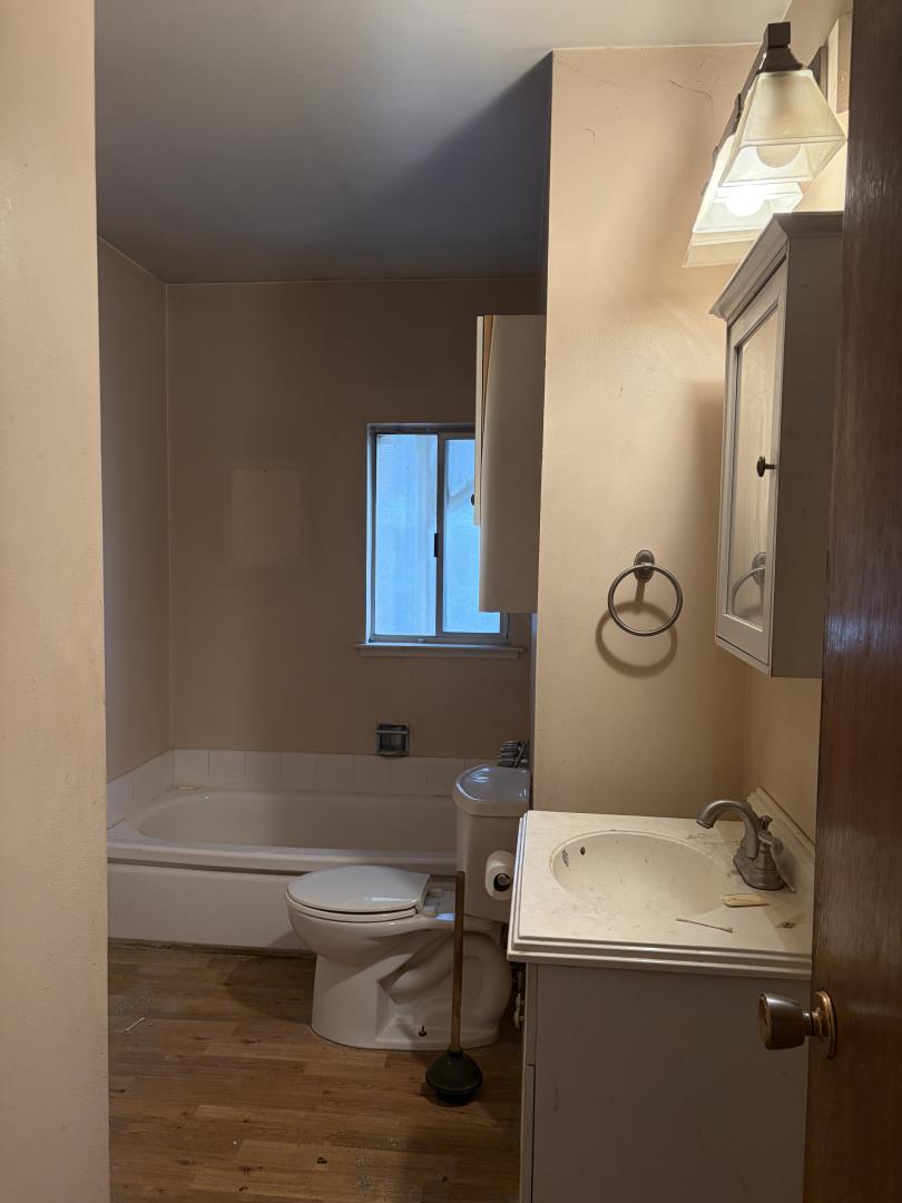 Detail Gallery Image 9 of 29 For 606 Vesper Ave, Fremont,  CA 94539 - 3 Beds | 2 Baths