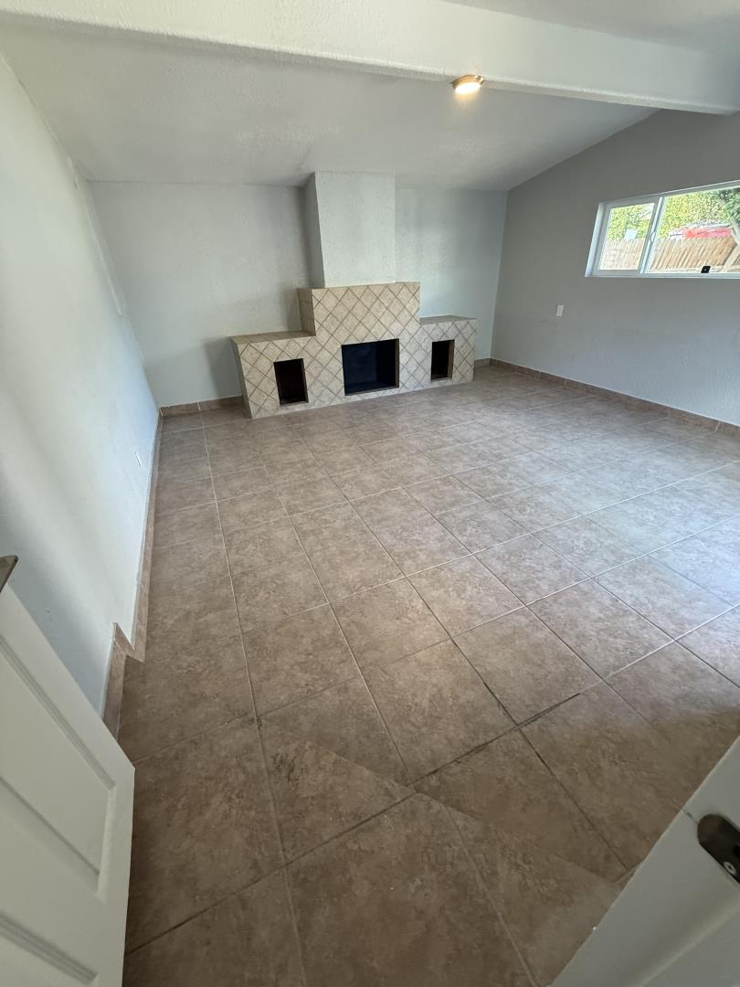 2009 N Pannes Ave, Compton, CA 90221 photo 9