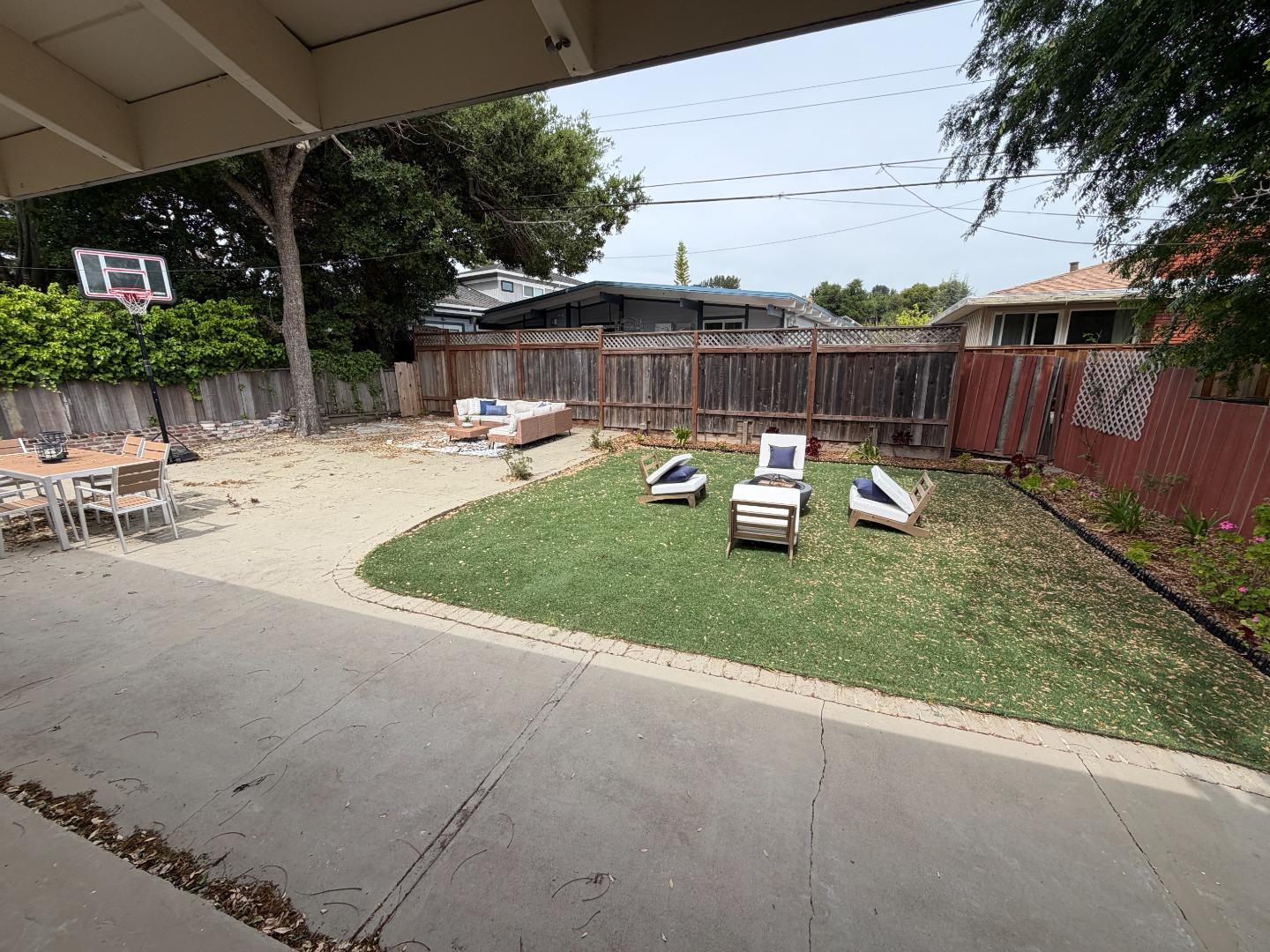 Detail Gallery Image 11 of 15 For Address Not Disclosed, Millbrae,  CA 94030 - 3 Beds | 2 Baths