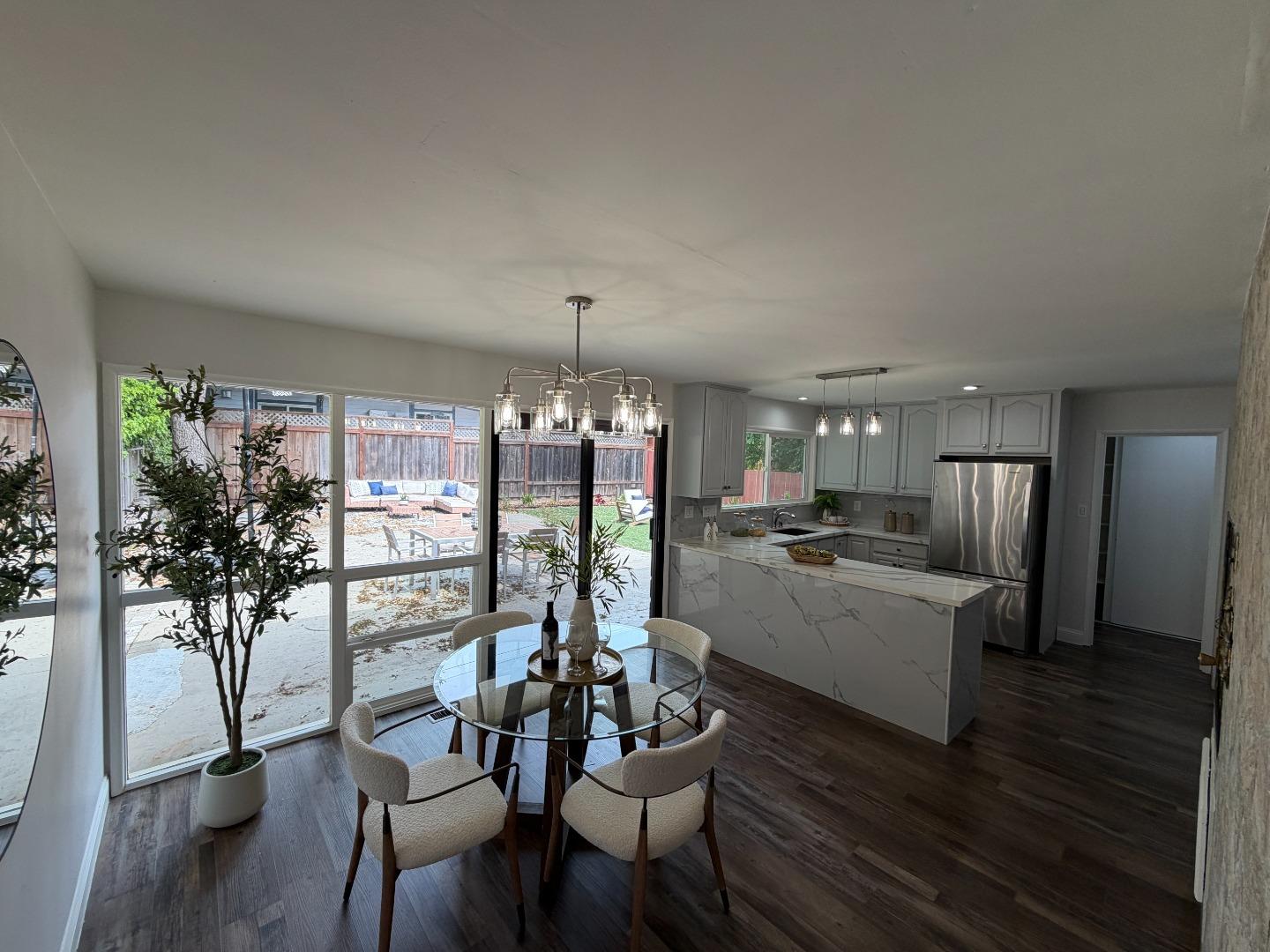 Detail Gallery Image 3 of 15 For Address Not Disclosed, Millbrae,  CA 94030 - 3 Beds | 2 Baths