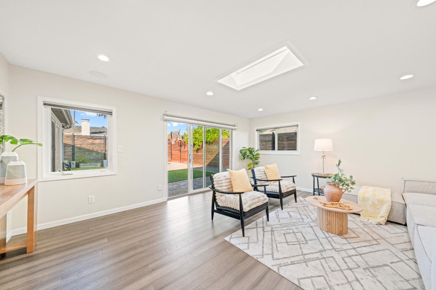 Detail Gallery Image 5 of 40 For 39666 Whitecap Way, Fremont,  CA 94538 - 4 Beds | 2 Baths