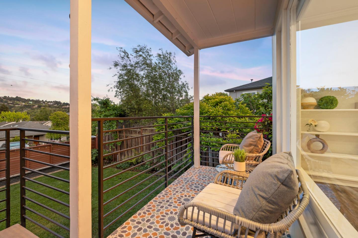 Detail Gallery Image 9 of 60 For 1161 Academy Ave, Belmont,  CA 94002 - 4 Beds | 3 Baths