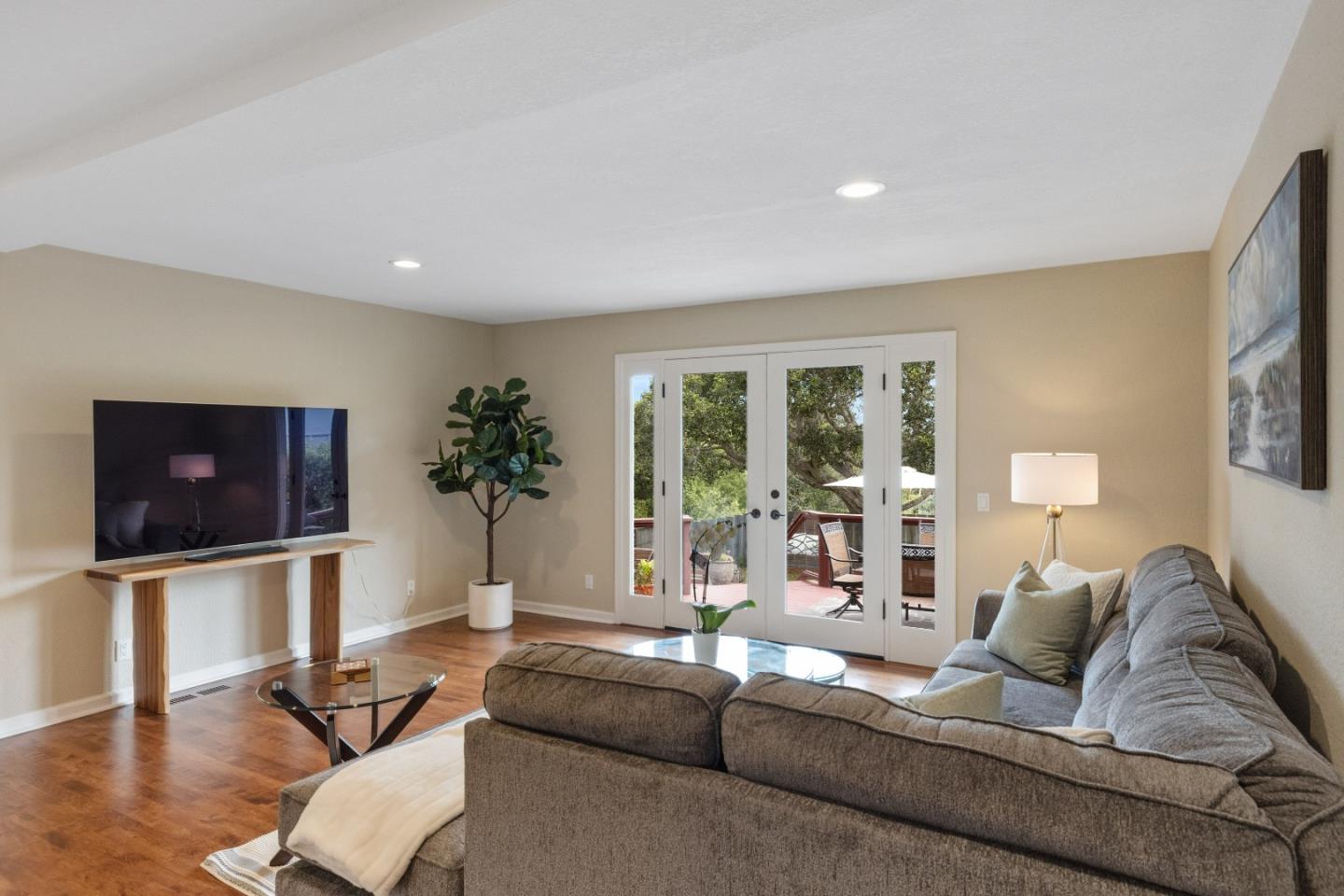 Detail Gallery Image 21 of 37 For Ribera Rd, Carmel,  CA 93923 - 4 Beds | 2/1 Baths