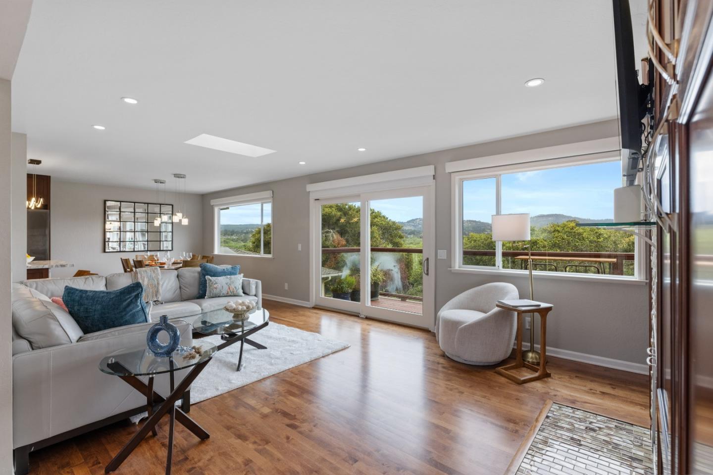 Detail Gallery Image 3 of 37 For Ribera Rd, Carmel,  CA 93923 - 4 Beds | 2/1 Baths