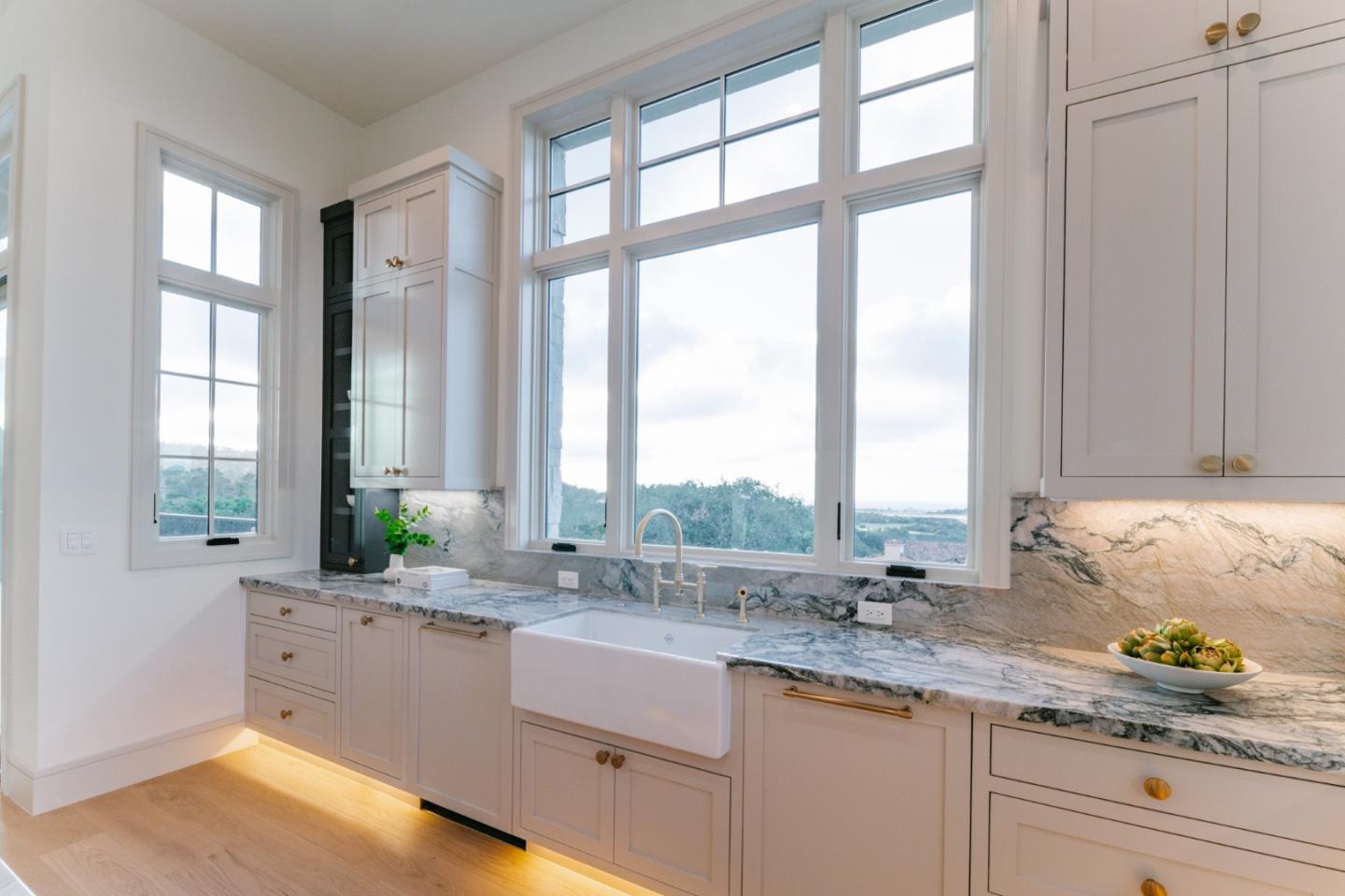 Detail Gallery Image 18 of 57 For 8210 Manjares, Monterey,  CA 93940 - 4 Beds | 4/3 Baths