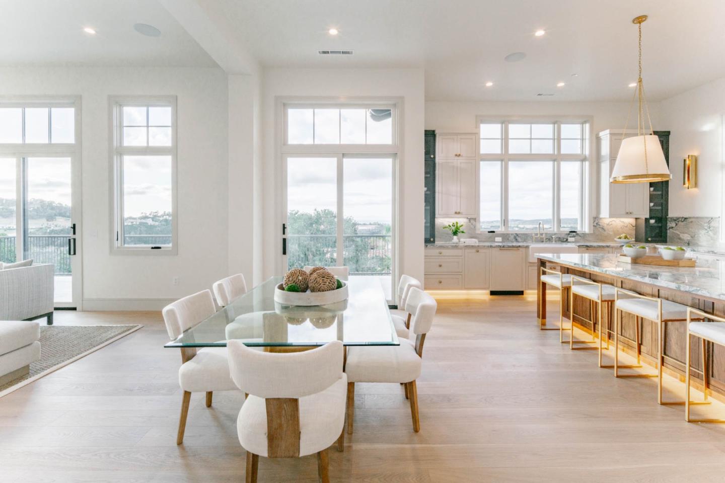 Detail Gallery Image 21 of 57 For 8210 Manjares, Monterey,  CA 93940 - 4 Beds | 4/3 Baths