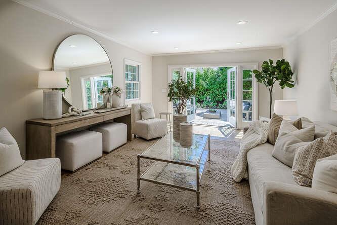 Detail Gallery Image 10 of 28 For 811 Nevada Ave, San Mateo,  CA 94402 - 4 Beds | 2 Baths