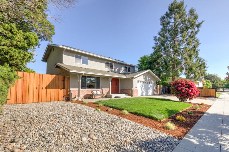 Detail Gallery Image 4 of 83 For 1573 Darlene Ave, San Jose,  CA 95125 - 4 Beds | 2/1 Baths