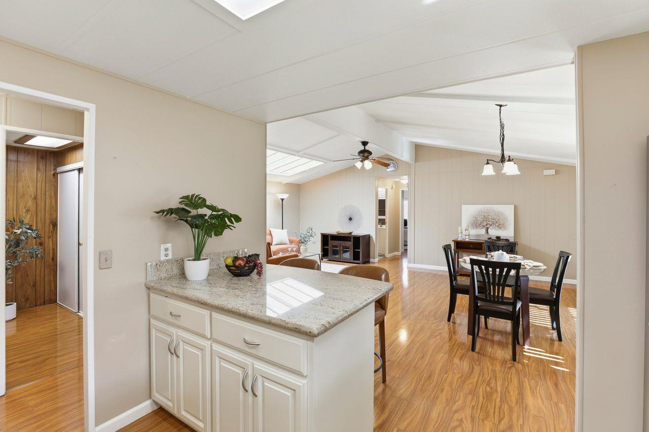 Detail Gallery Image 14 of 37 For 247 Harvest Ln #247,  Morgan Hill,  CA 95037 - 2 Beds | 2 Baths
